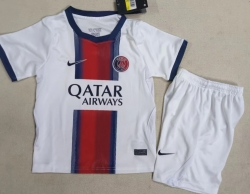 2627 Paris Away kids kit